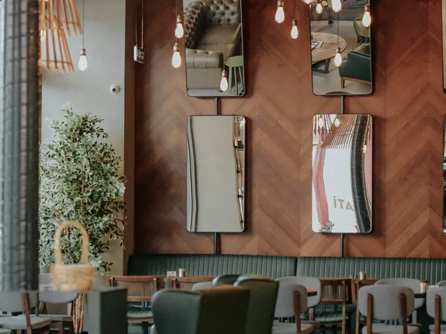 Atmosferă de restaurant